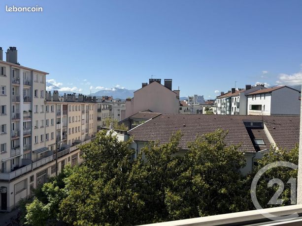 Appartement 4 pièces 85 m² — 17