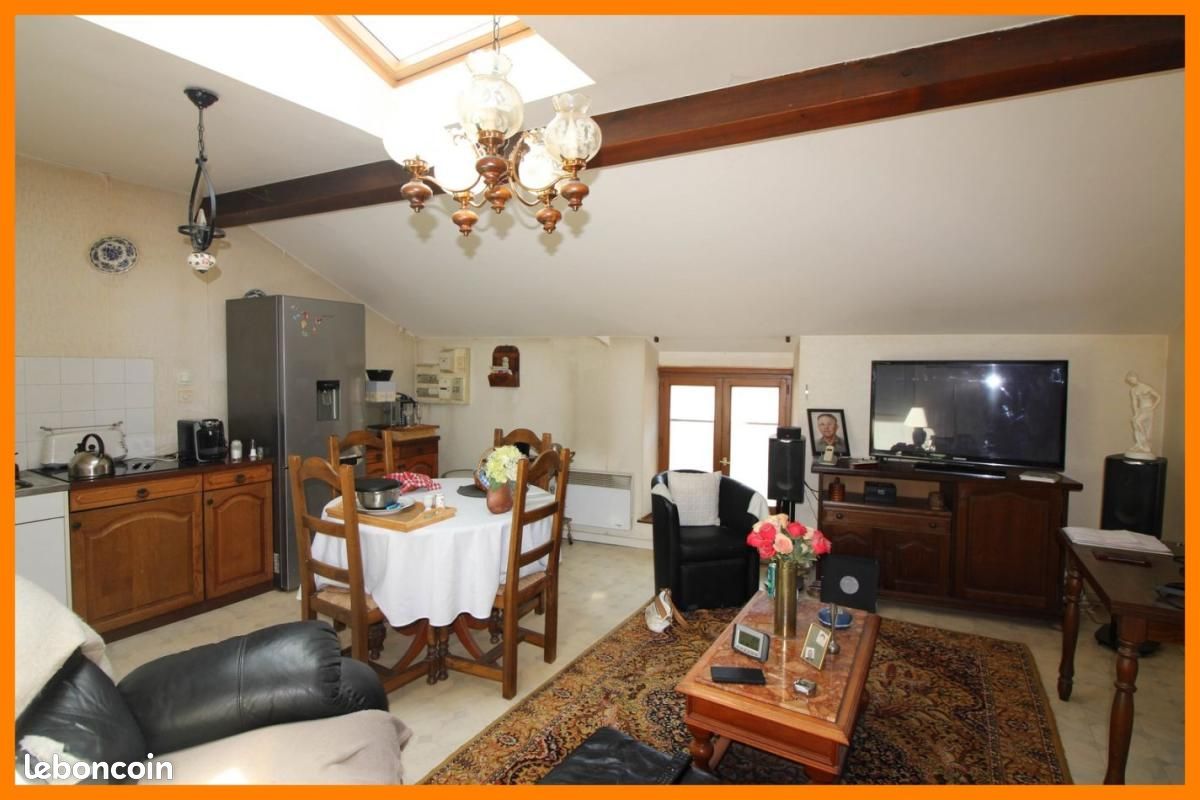 Appartement 2 pièces 49 m² · à Montluel · 49 m² · 95 000 €