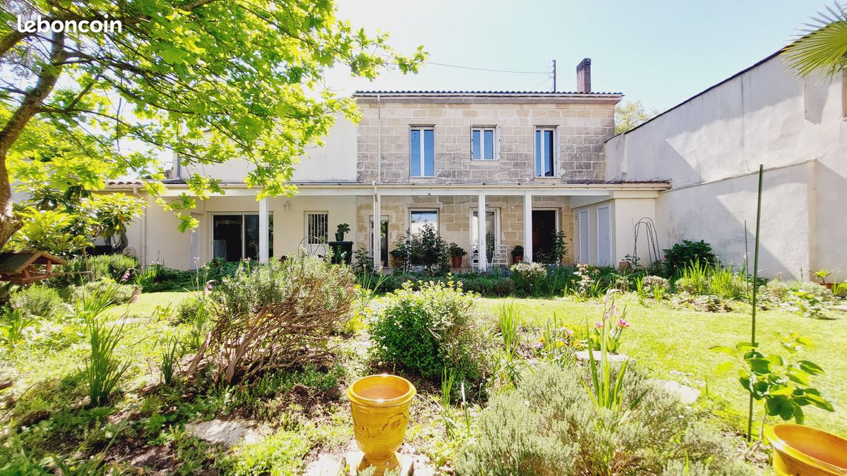 Maison 7 pièces 200 m² - Bordeaux 33000 (image principale 0)