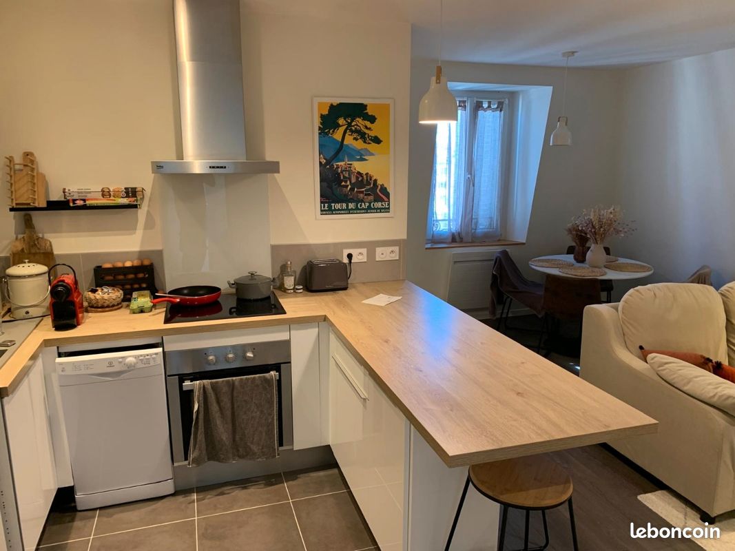 Appartement 2 pièces 42 m² · à Dijon · 42 m² · 650 €