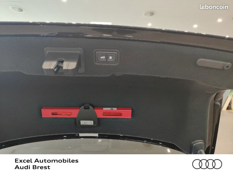 Audi A8 60 TFSI e 462ch Avus quattro tiptronic 8 (image 15)