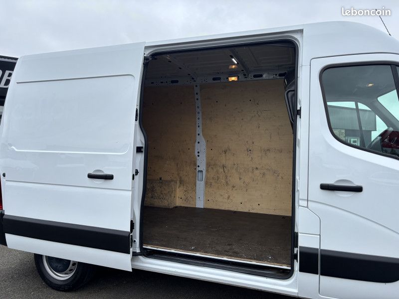 Renault MASTER III FG F3300 L2H2 2.3 BLUE DCI 135CH CONFORT EURO6 (image 7)