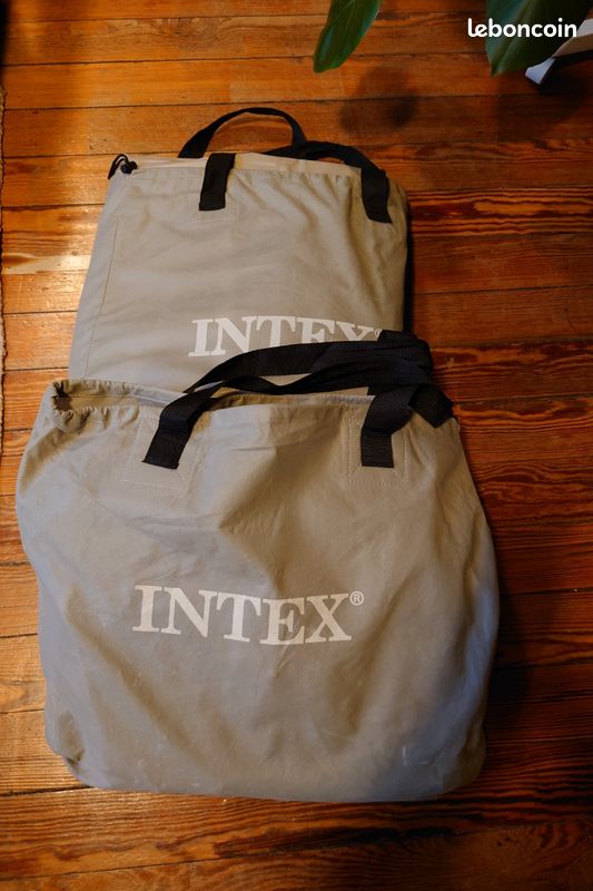 Matelas auto gonflant d'appoint Intex (image 1)