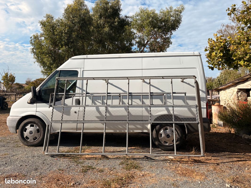 Galerie Ford Transit T330 (image 2)