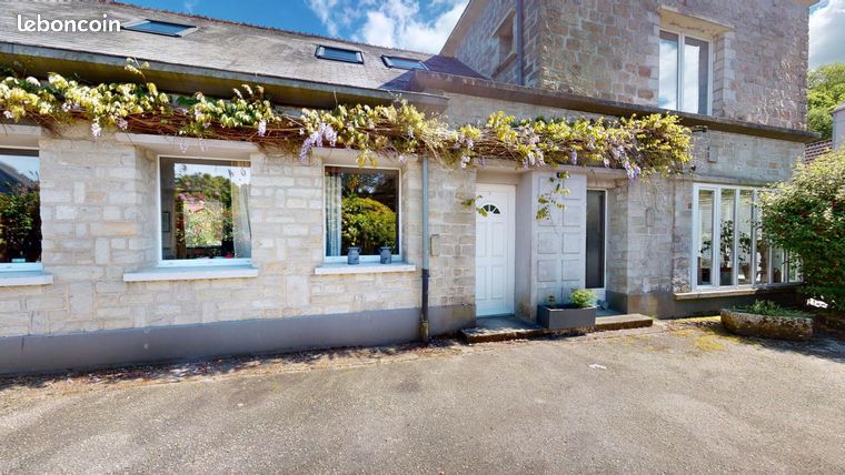 Maison 8 pièces 273 m²