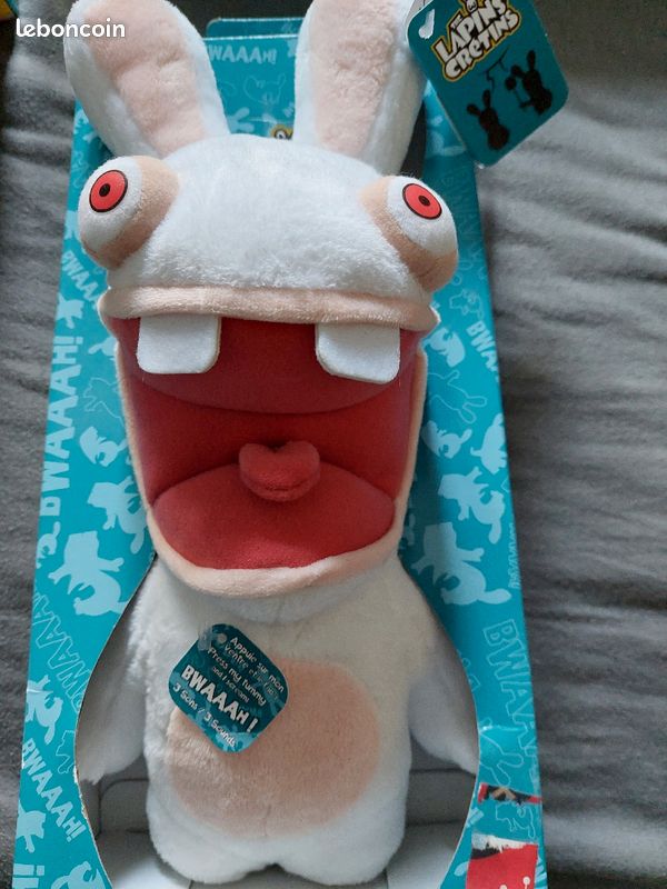 Peluche animee lapin cretin (image 1)