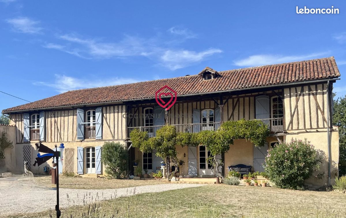 Maison 10 pièces 230 m² · à Miélan · 230 m² · 365 000 €