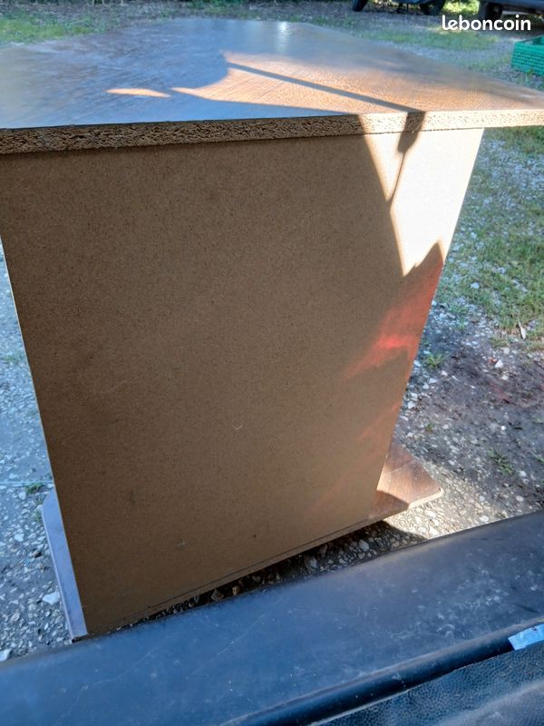Meuble d’angle pour tv ou autre à venir chercher sur place hauteur 70cm largeur 75 (image 3)