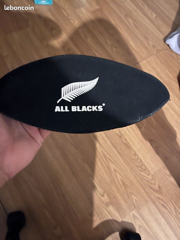 Trousse de toilette all blacks (image 1)