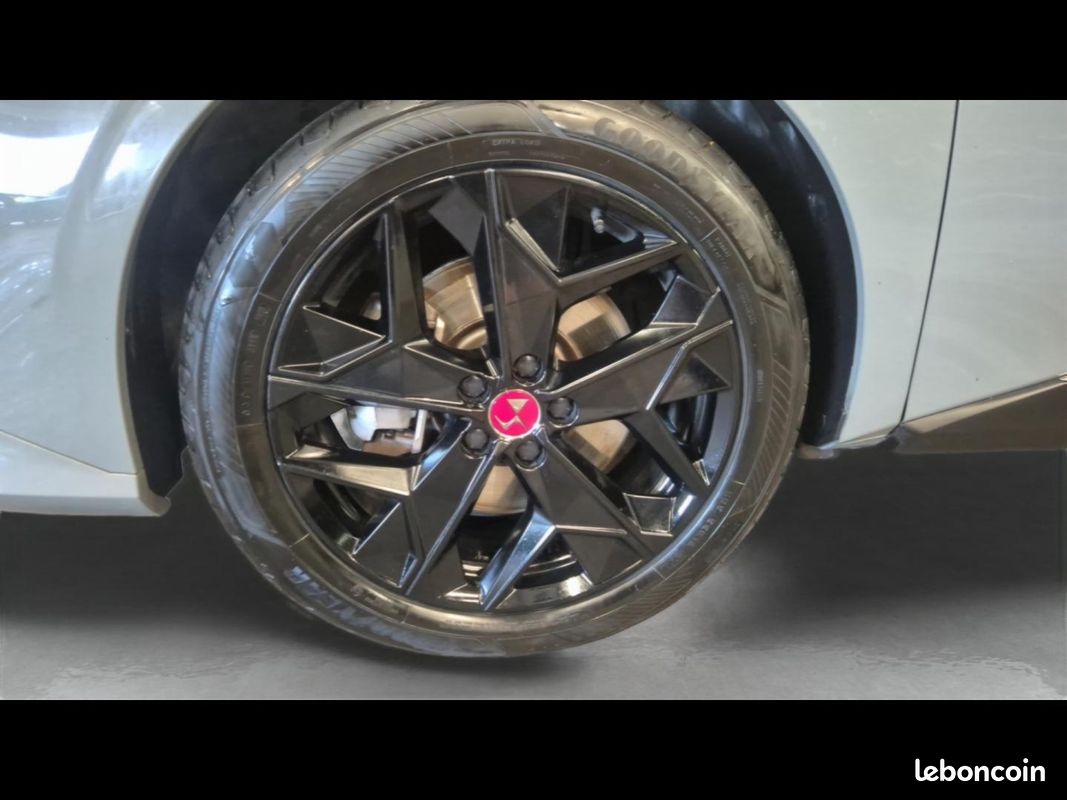 Ds DS 4 E-TENSE 225ch Performance Line + (image 11)