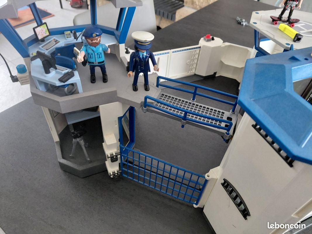 Playmobil commissariat de police avec prison 6872 / 6919 (image 7)