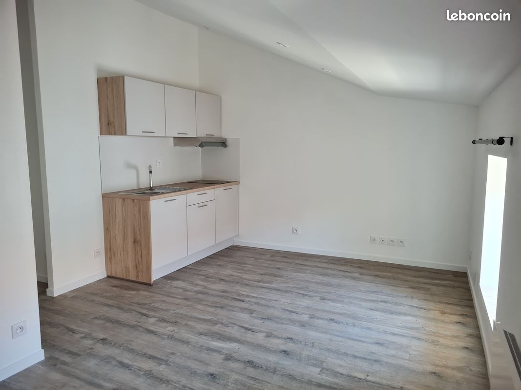 Appartement 1 pièce 25 m² · à Orange · 25 m² · 415 €/mois