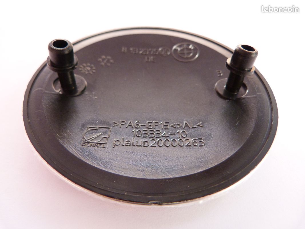 Logo BMW 82mm capot E34 E36 E39 E46 E60 E90 E92 50e Anniversaire+ 2 oeillets de fixation (image 2)