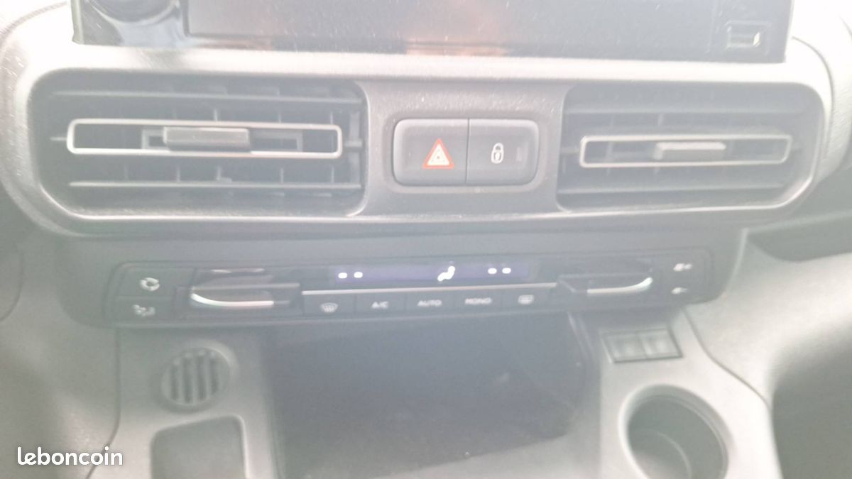Opel combo life l1h1 1.5 diesel 130 ch startstop (image 28)