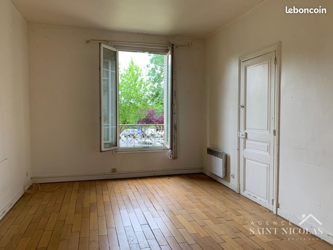 Immeuble 6 pièces 245 m² (image 1)