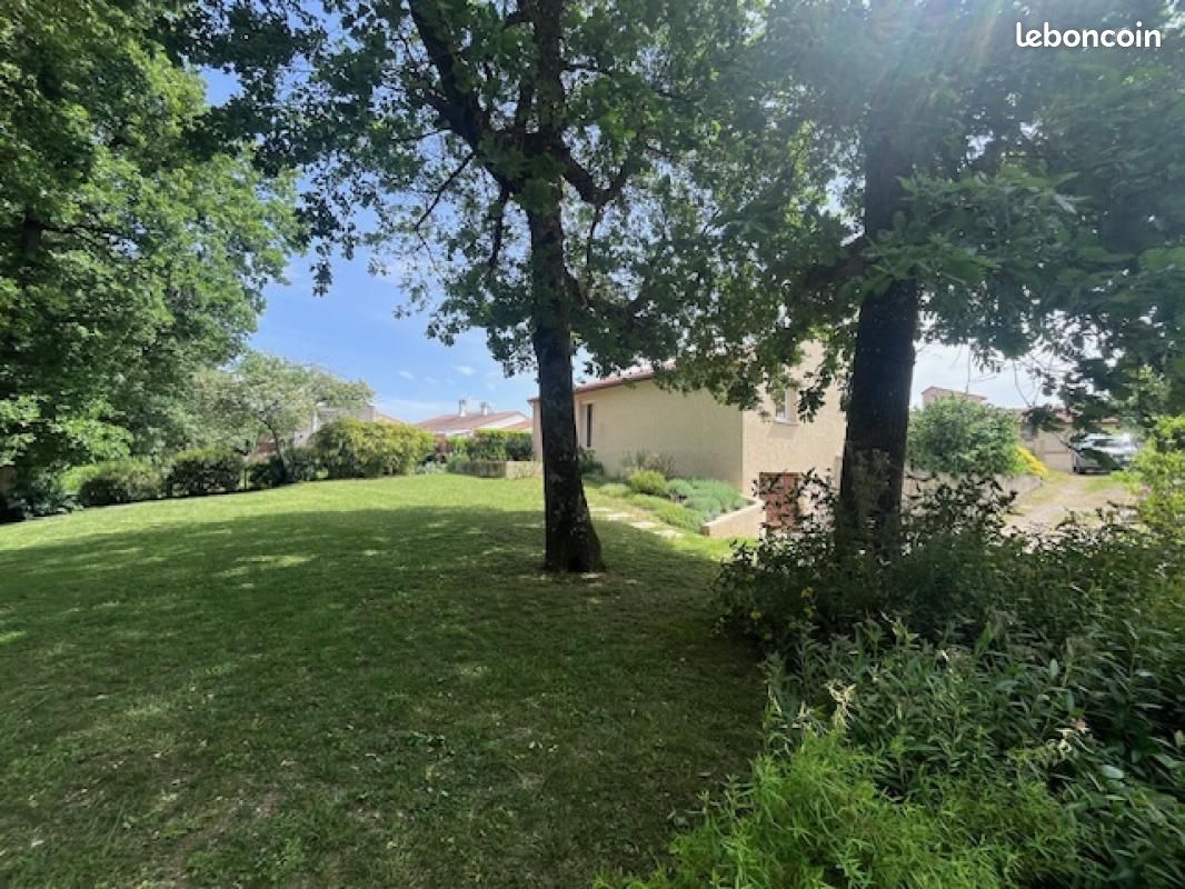 Maison 4 pièces 94 m² · à La Salvetat-Saint-Gilles · 94 m² · 320 000 €