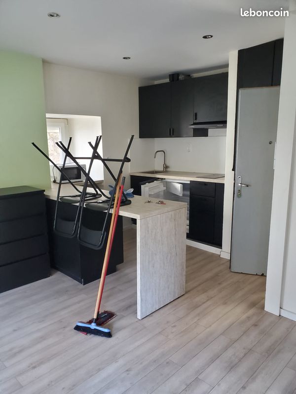 Appartement 1 pièce 27 m² · à Tence · 27 m² · 370 €/mois
