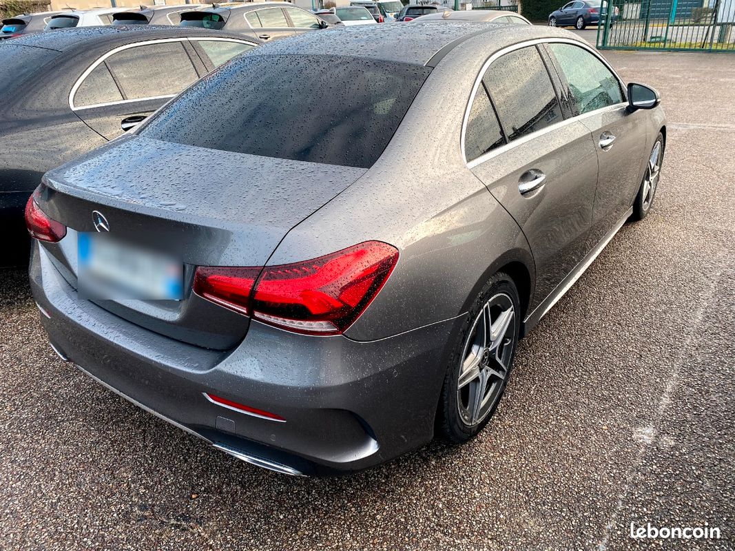 Mercedes Classe A Berline 180d AMG Line-2020 (image 2)
