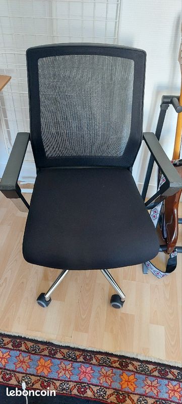 Chaise de bureau (image 1)