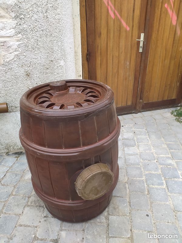 Grand Tonneau a vin alimentaire (image 6)