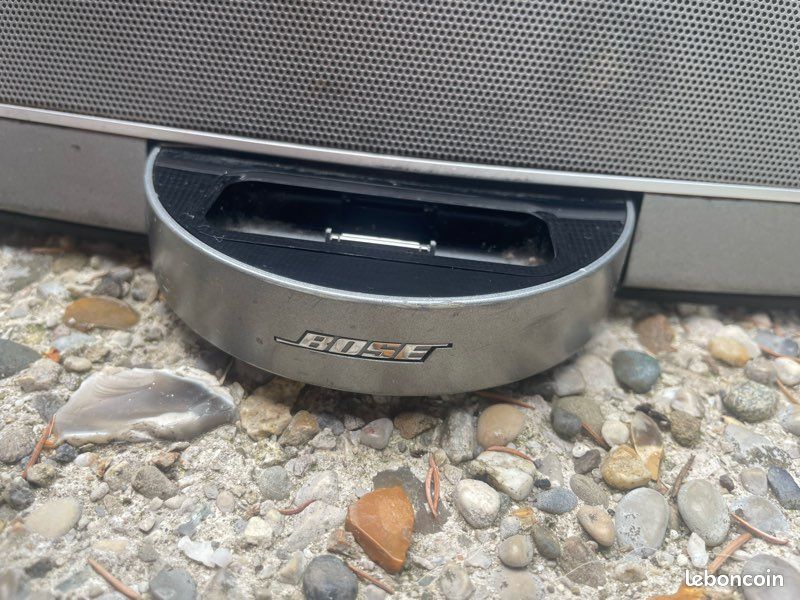Enceinte Bose avec station d’accueil iPod/iPhone (image 4)