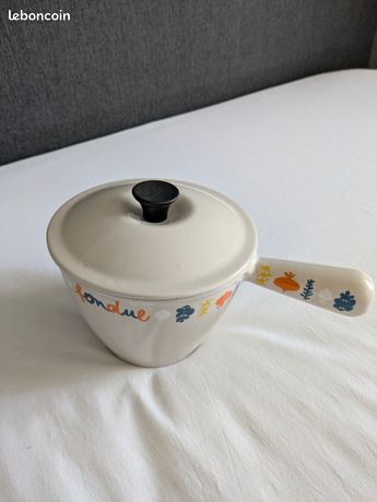 Service à fondue - STAUB - 20 cm - Cerise - Pour 4 personnes