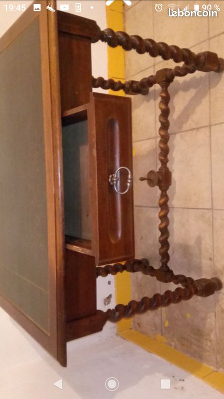 Table de bureau (image 1)