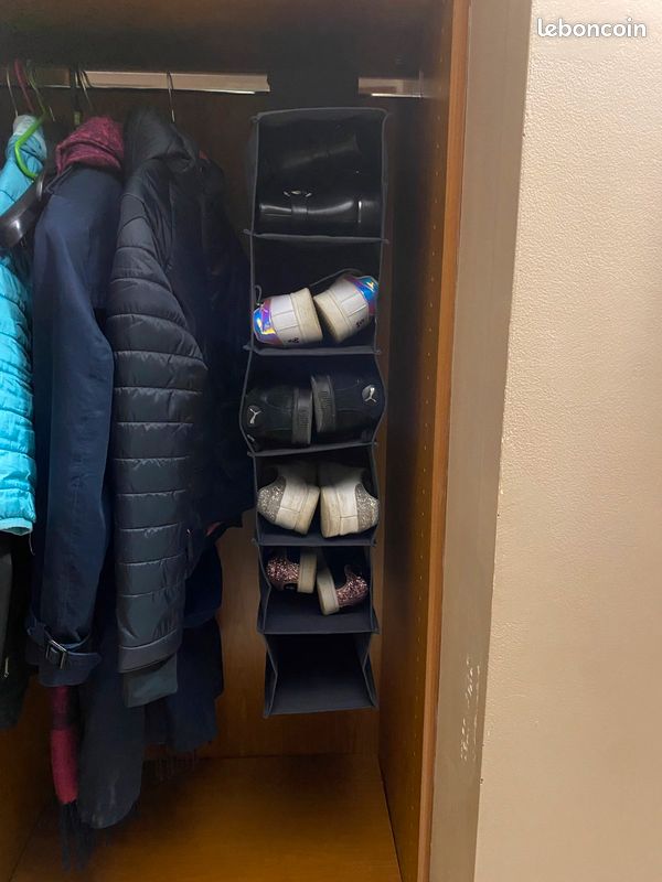 Range chaussures ou chaussettes (image 2)