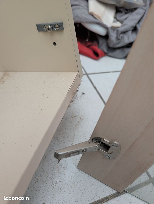 Meuble vitré (image 2)