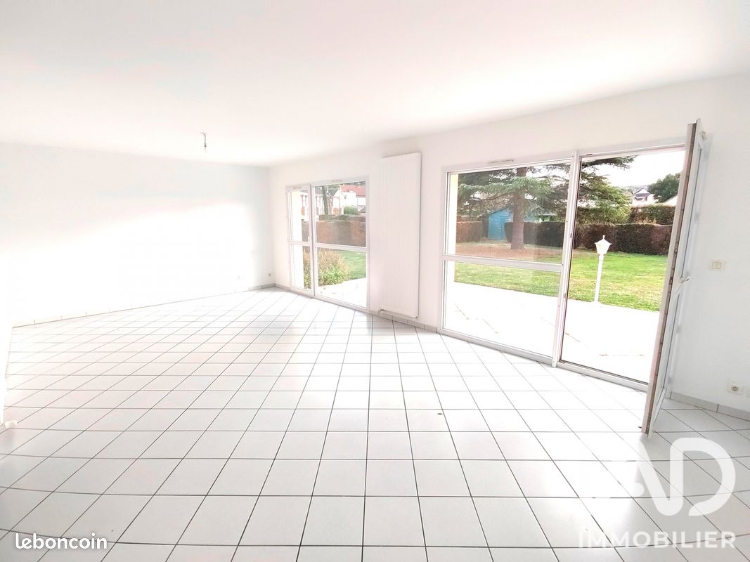 Maison 7 pièces 145 m² · à Douville-sur-Andelle · 145 m² · 273 000 €