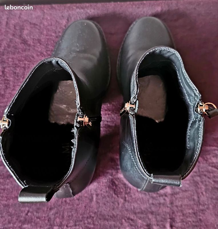 Bottine noir en cuir Carmela (image 3)