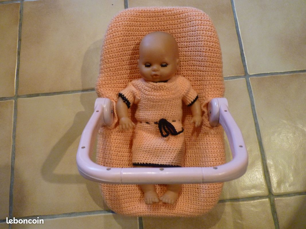 Maxi cosy et bébé (image 1)