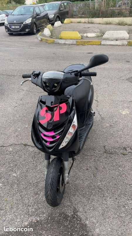 Zip 2t (image 1)