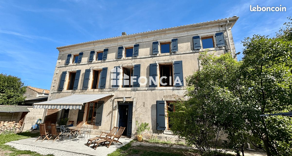 Maison 5 pièces 146 m² · à Épannes · 146 m² · 232 000 €