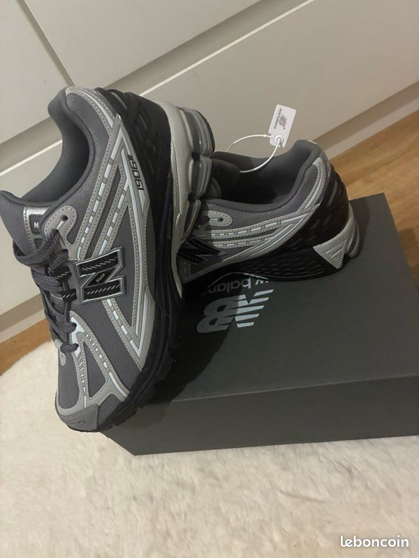 New balance (image 2)