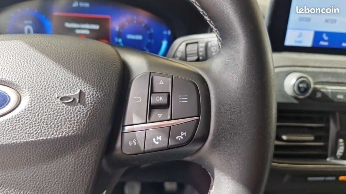 Ford Focus 1.0 ECOBOOST 125 SS TITANIUM X BUSINESS (image 17)