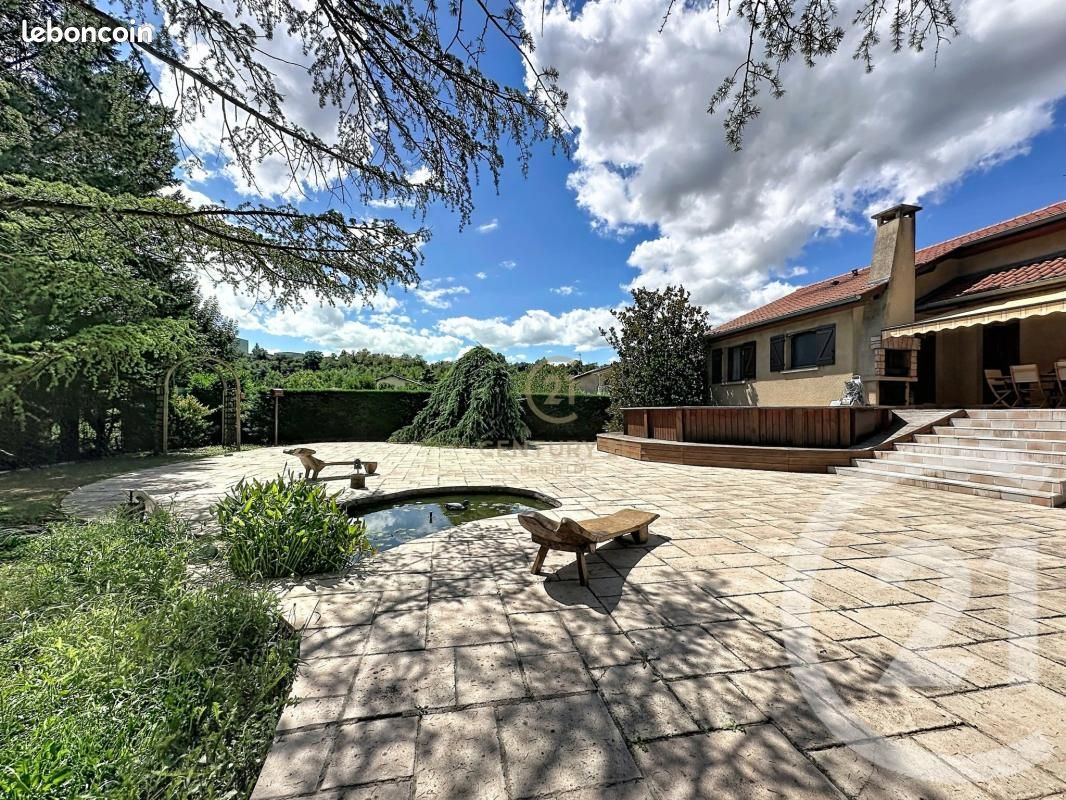 Maison 6 pièces 95 m² · à Montagny · 95 m² · 450 000 €