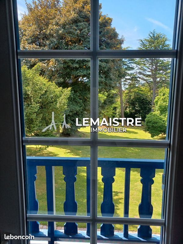 Maison 8 pièces 265 m² · à Montivilliers · 265 m² · 745 000 €