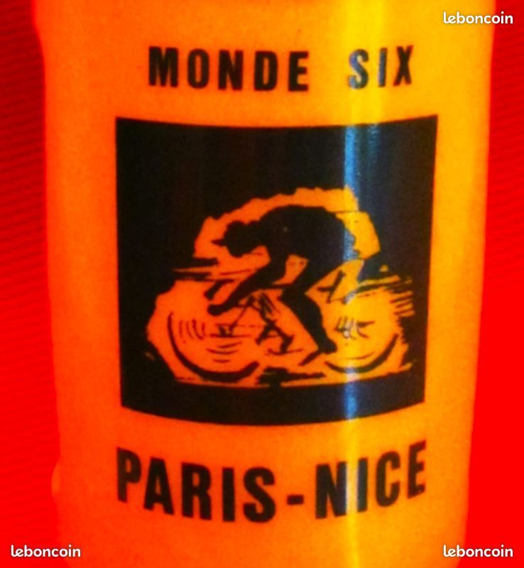 bidon cyclisme cycliste velo Tour de France CONTREX années 70