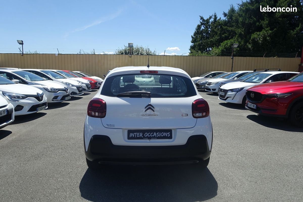 Citroen C3 STE 1.2 PURETECH 83CH S&S FEEL NAV (image 6)