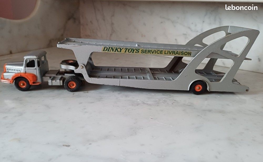 Dinky Toys F 14A Triporteur Vert - échelle 1:43 - Zamac - France - Capot Manquant