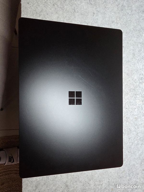Écran complet Microsoft Surface Laptop 4 (13.5" - 1951) - Vitre Cassé / LCD OK / Coque Parfaite (image 1)