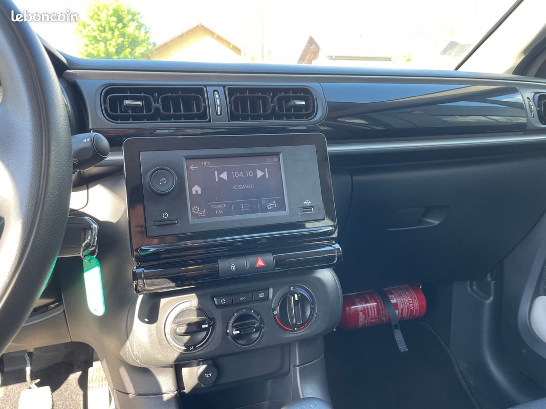 Citroen c3 generation-iii 1.5 bluehdi 100 bvm6 feel entretien complet (image 27)
