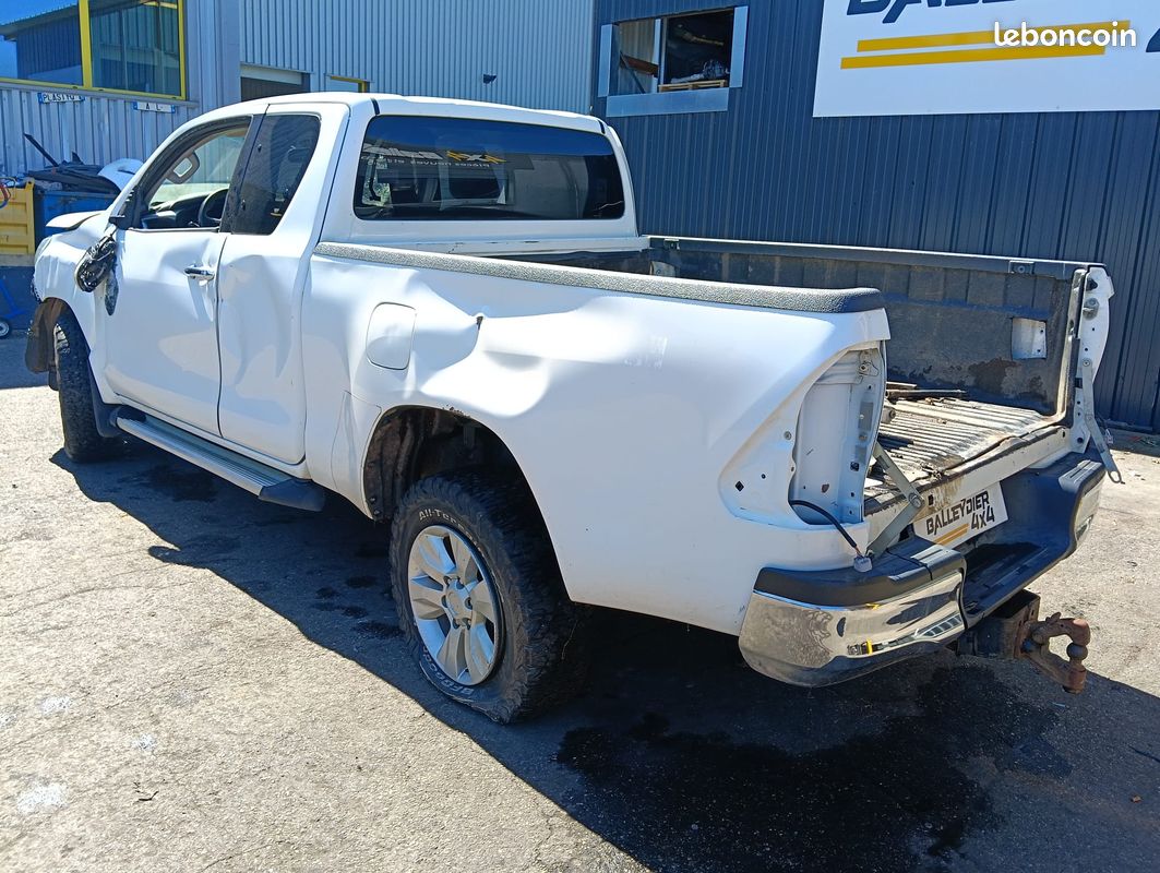Pièces détachées Toyota Hilux Revo (image 4)