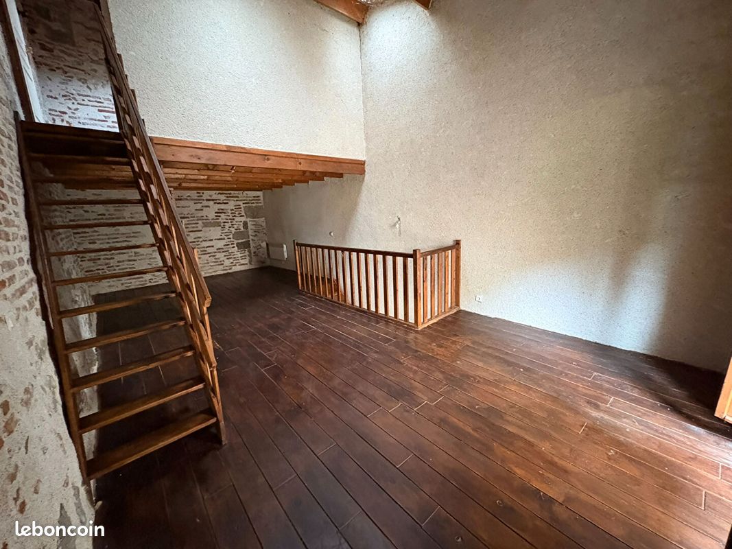 Maison 3 pièces 80 m² · à Port-Sainte-Marie · 80 m² · 65 000 €