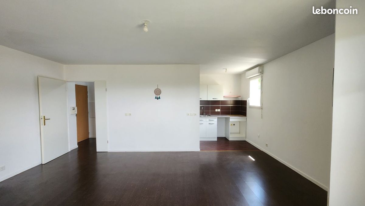 Appartement 2 pièces 48 m² · à Mantes-la-Ville · 48 m² · 127 000 €