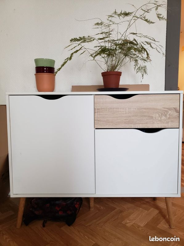Commode (image 1)