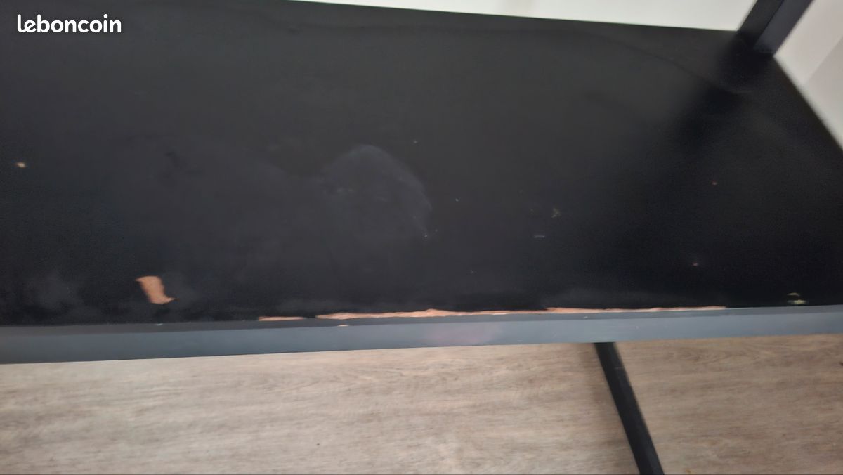 Lit mezzanine (image 4)