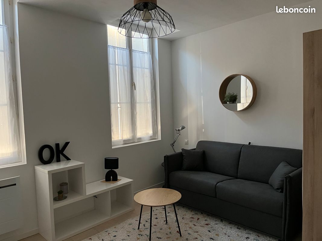 Appartement 1 pièce 18 m² · à Saint-Jean-d'Angély · 18 m² · 450 €/mois
