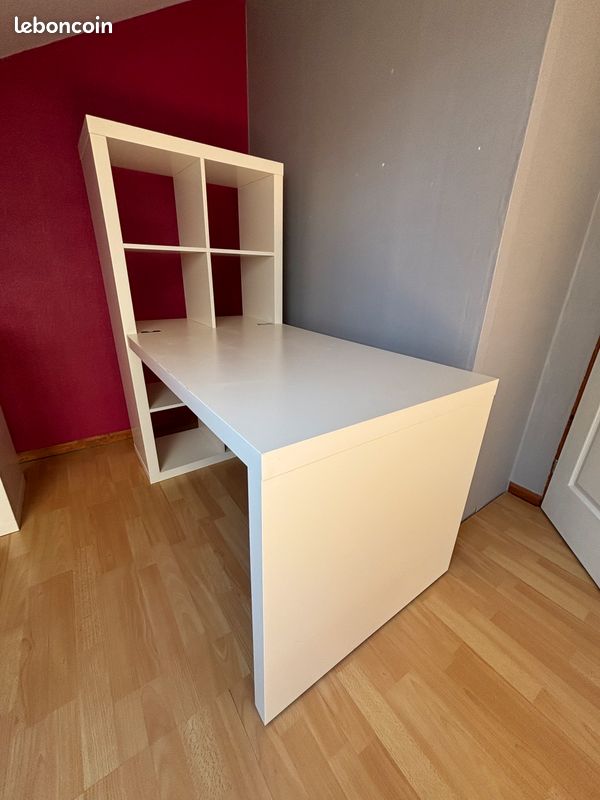 Bureau blanc avec 8 étagères sur le côté (image 2)